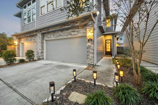 view of front of house featuring a garage