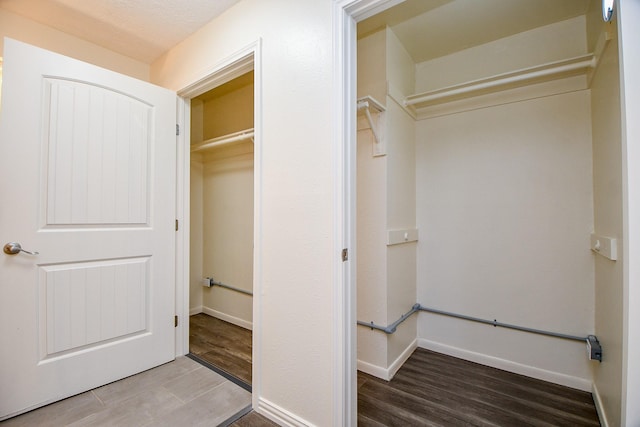 653 Davis Rd, League City, TX 77573 - view of closet