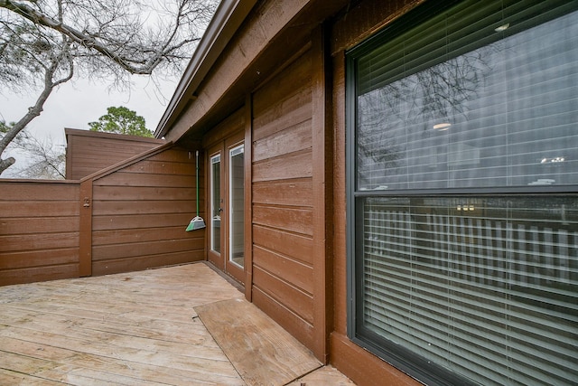 653 Davis Rd, League City, TX 77573 - view of side of property