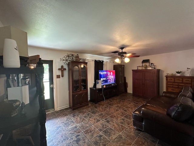 2710 Flowers St, Pasadena, TX 77503 - photo 2