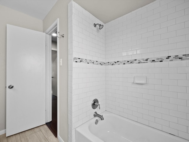551 Hermitage Ct, Conroe, TX 77302 - full bath featuring bathtub / shower combination and baseboards