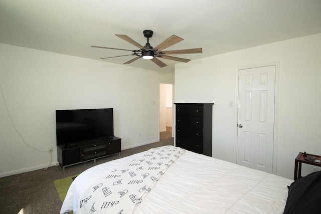 bedroom with baseboards, a ceiling fan, and carpet flooring