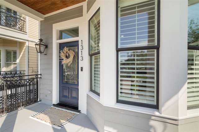 view of property entrance