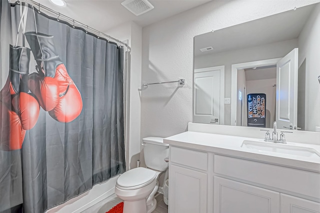 bathroom with toilet, shower / bathtub combination with curtain, visible vents, and vanity