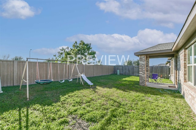 view of yard featuring a fenced backyard