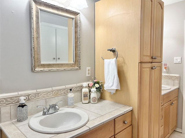 bathroom with vanity