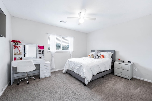 bedroom featuring carpet floors, baseboards, visible vents, and ceiling fan