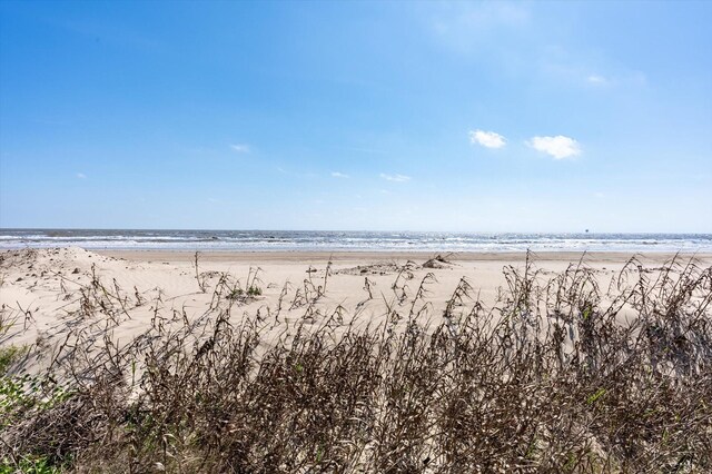 804 Eastview Dr, Crystal Beach, TX 77650 - photo 41