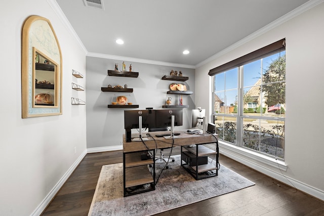 home office with dark wood-style floors, recessed lighting, baseboards, and crown molding