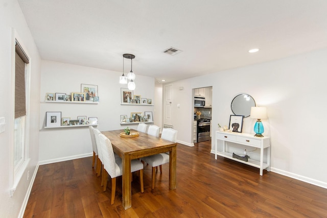 dining room with recessed lighting, visible vents, dark wood finished floors, and baseboards