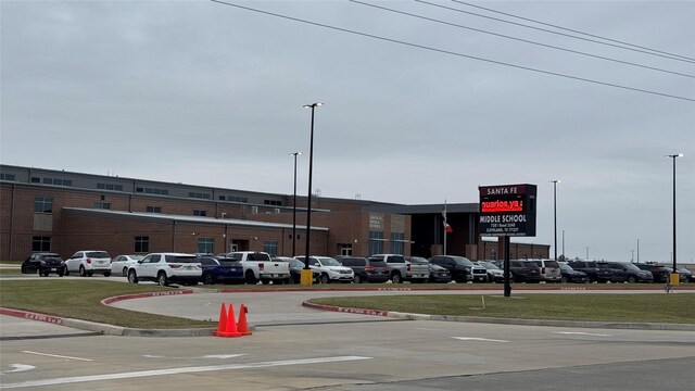 736 20, Cleveland, TX 77327