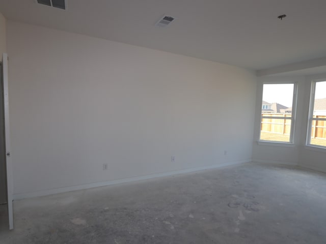 8502 Pier Cove Dr, Cypress, TX 77433 - unfurnished room featuring concrete floors and baseboards