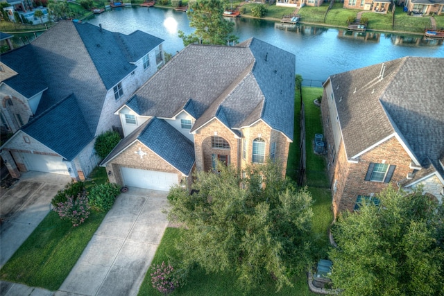 bird's eye view featuring a water view