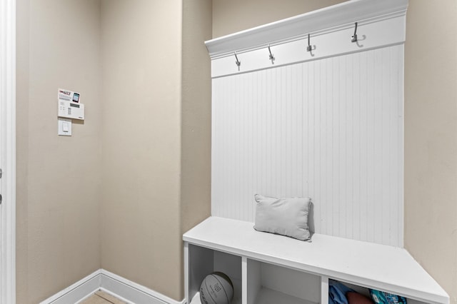 mudroom featuring baseboards