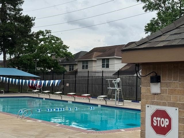 pool with fence
