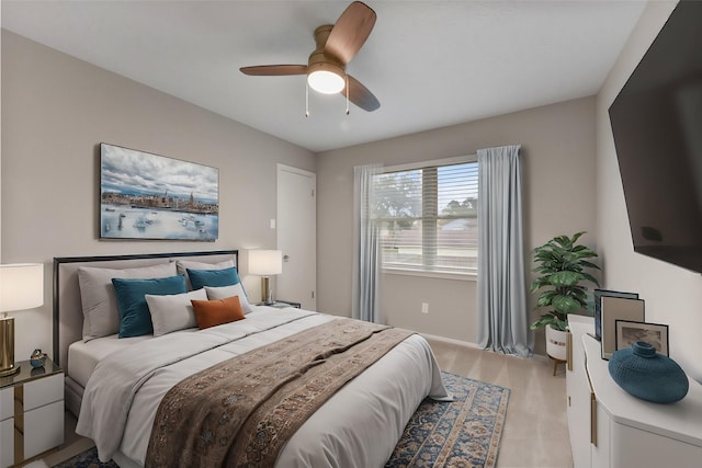 bedroom with ceiling fan