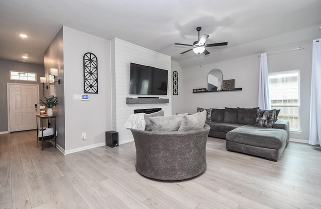 915 Acorn Trail Pl, Tomball, TX 77375 - living area with light wood-style flooring, a ceiling fan, baseboards, and recessed lighting