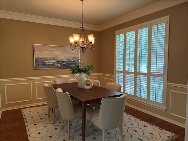 19 Shady Pond Pl, The Woodlands, TX 77382 - dining area featuring plenty of natural light, a chandelier, a decorative wall, wainscoting, and ornamental molding
