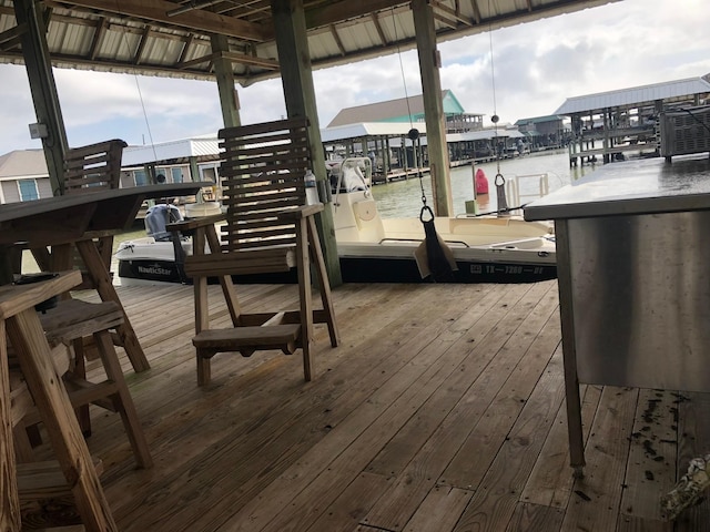 1222 Island Blvd, Crystal Beach, TX 77650