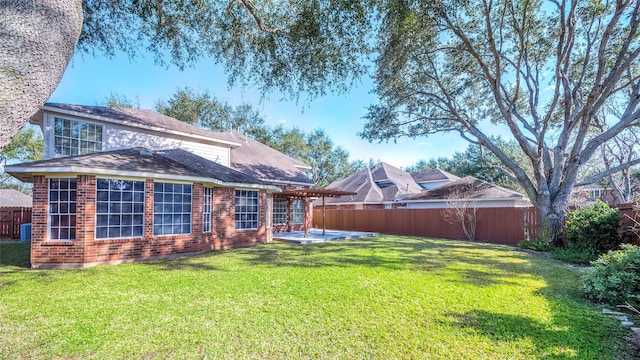 view of yard featuring a fenced backyard, cooling unit, a pergola, and a patio