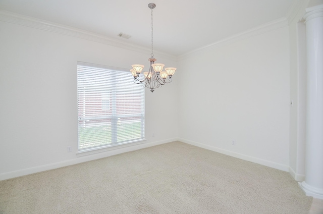 carpeted spare room with an inviting chandelier, baseboards, visible vents, and crown molding