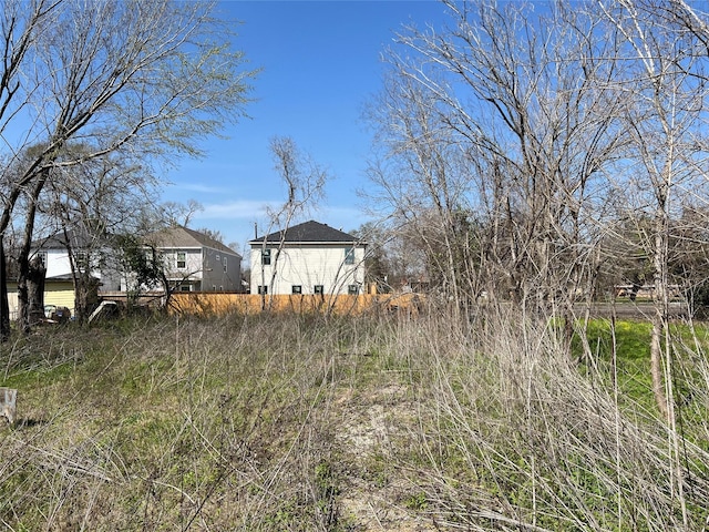 Listing photo 3 for 964 S Ln, Houston TX 77088