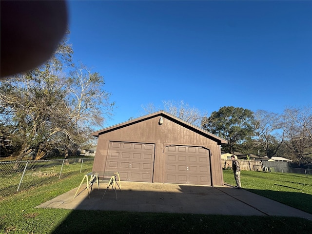 detached garage with fence