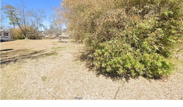 Listing photo 2 for 138 Pine Bluff St, La Porte TX 77571