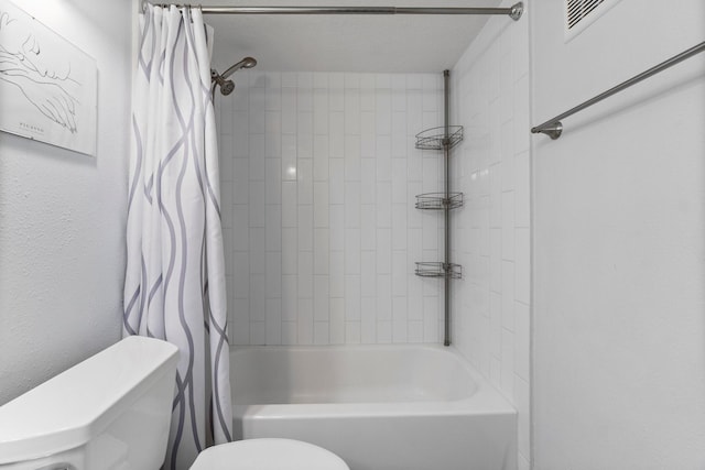 12600 Melville Dr Unit 316B, Montgomery, TX 77356 - full bath featuring toilet and shower / bathtub combination with curtain