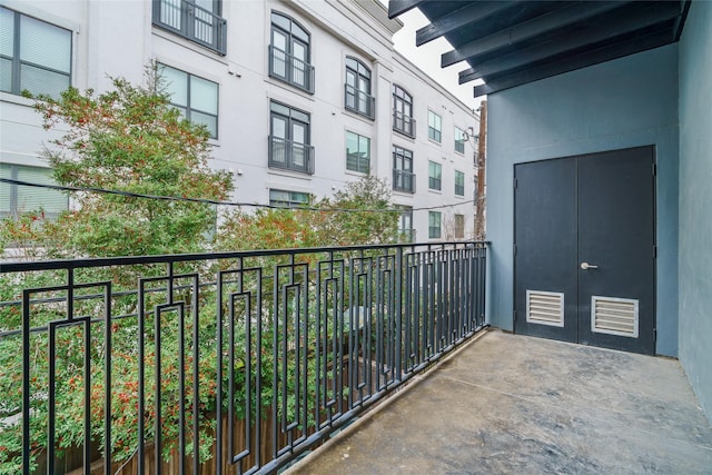 1016 Crocker St, Houston, TX 77019 - view of balcony