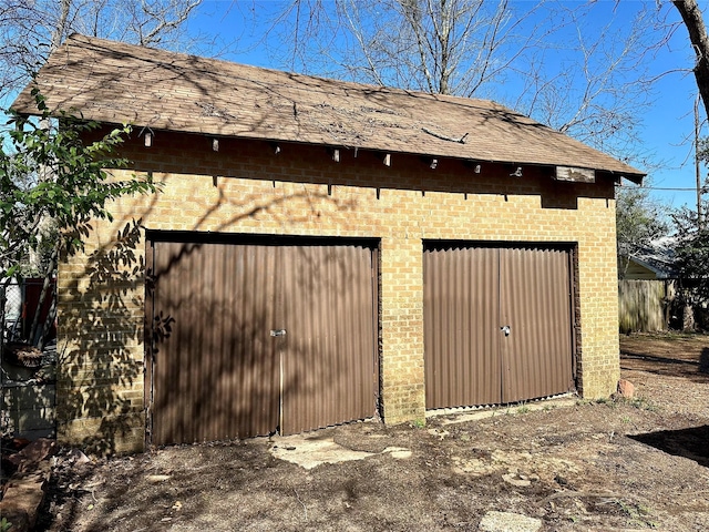 view of outdoor structure with an outdoor structure