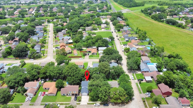 4900 Sandalwood Cir, Baytown, TX 77521 - photo 3