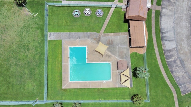 4900 Sandalwood Cir, Baytown, TX 77521 - photo 4