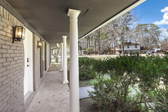 view of patio / terrace with covered porch