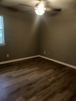2402 Sycamore Ave Unit D8, Huntsville, TX 77340 - photo 7