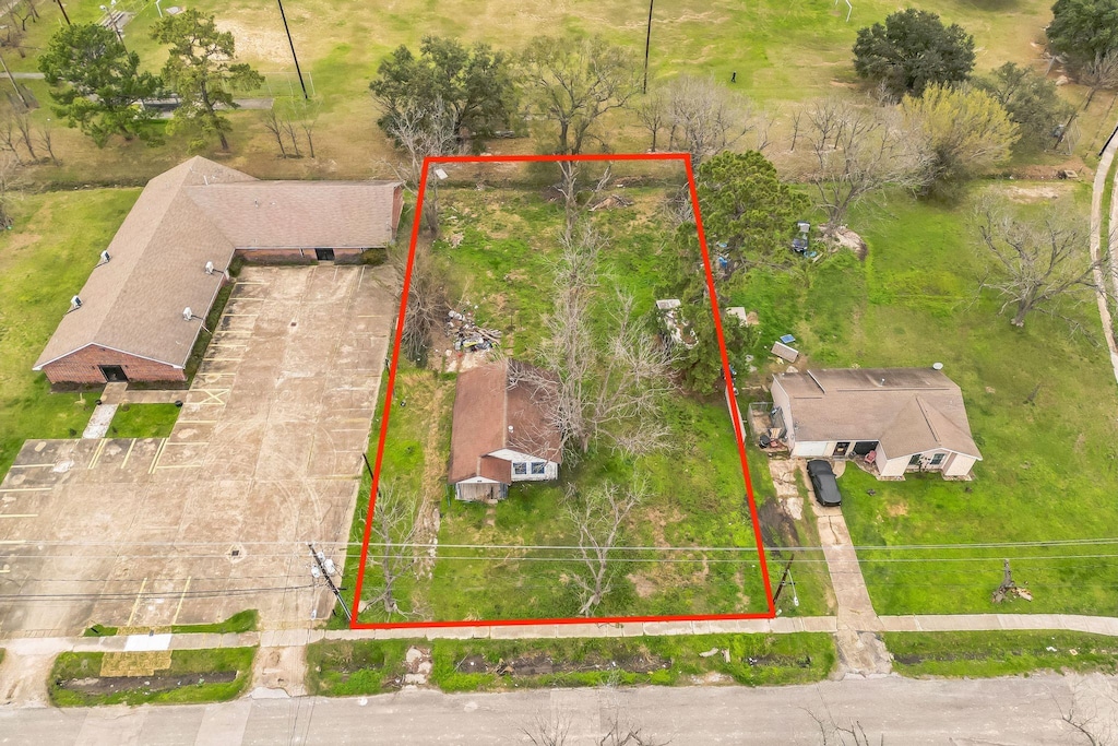 329 Walthall Dr, Houston, TX 77022