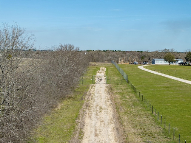 Listing photo 3 for 7105 County Road 208, Navasota TX 77868