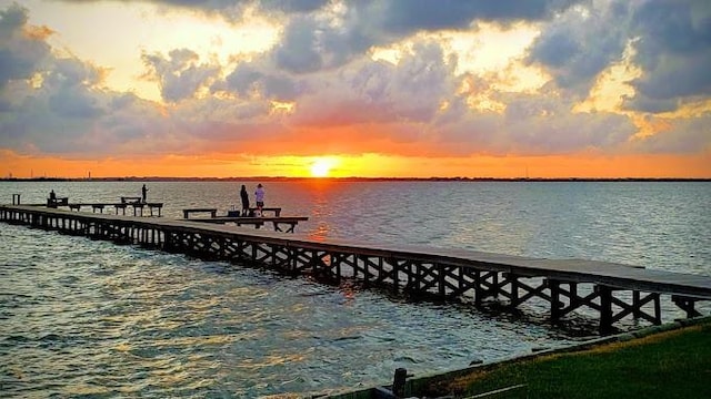 view of dock featuring a water view