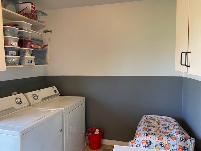 laundry area with laundry area and washer and clothes dryer