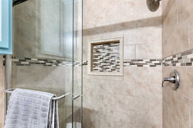 128 Legend Ln, Livingston, TX 77351 - full bathroom featuring a shower stall