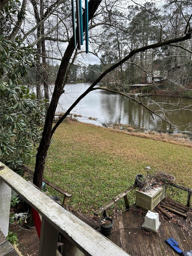 view of yard with a water view