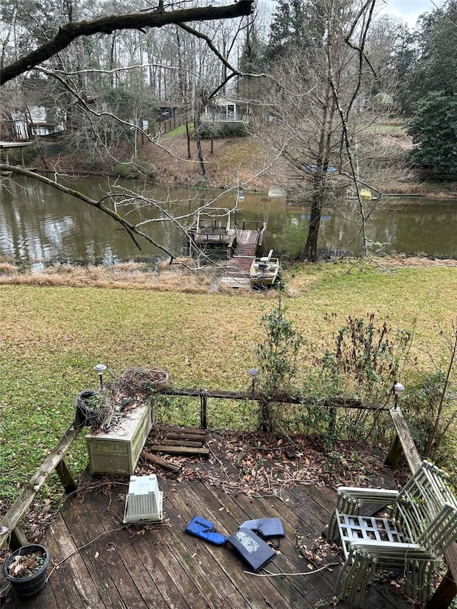 view of yard with a water view