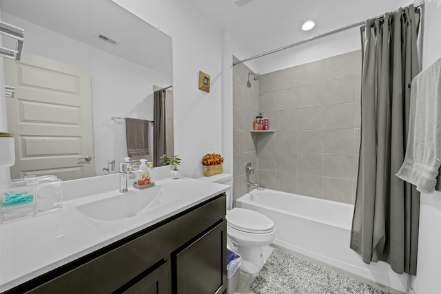 full bath with vanity, shower / bathtub combination with curtain, visible vents, recessed lighting, and toilet