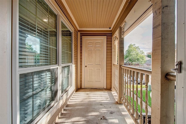 entrance to property featuring a balcony