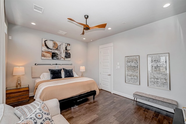 bedroom with baseboards, visible vents, ceiling fan, dark wood-type flooring, and recessed lighting