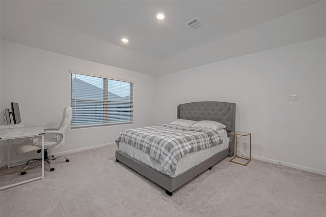 bedroom featuring light carpet, recessed lighting, visible vents, and baseboards