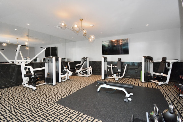 exercise room featuring visible vents and recessed lighting