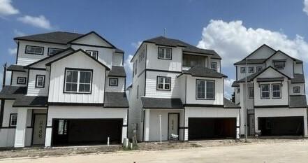 view of front facade featuring an attached garage