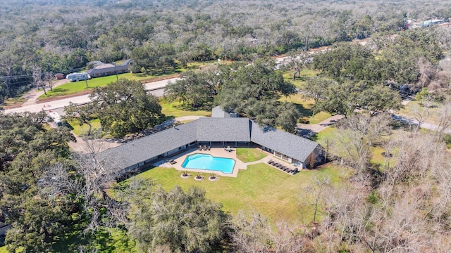 bird's eye view with a forest view