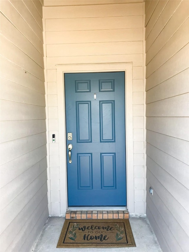 view of entrance to property